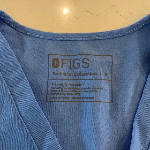 Figs Casma Three-Pocket Scrub Top Light Blue Size Small - Picture 3 of 5